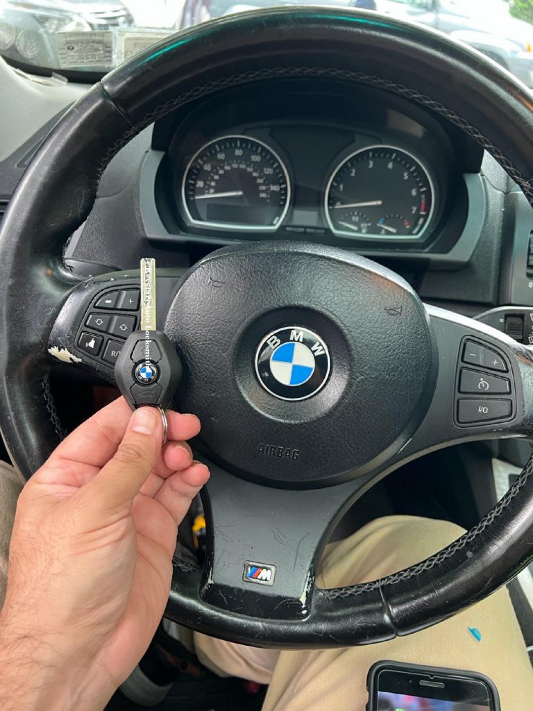 car key made in Burbank, Los Angeles, CA