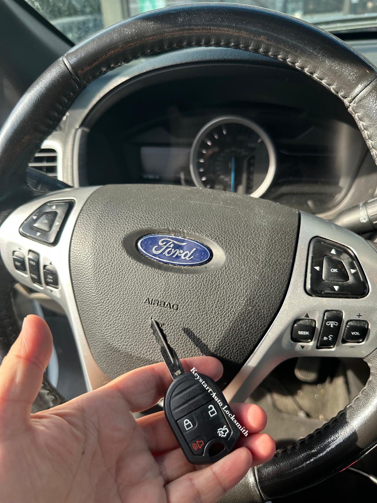 auto locksmith for car key made in Encino, CA car key replacement / car key duplication