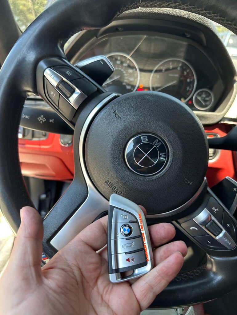 car locksmith is making a key fob replacement in Benedict Canyon, Los Angeles, CA