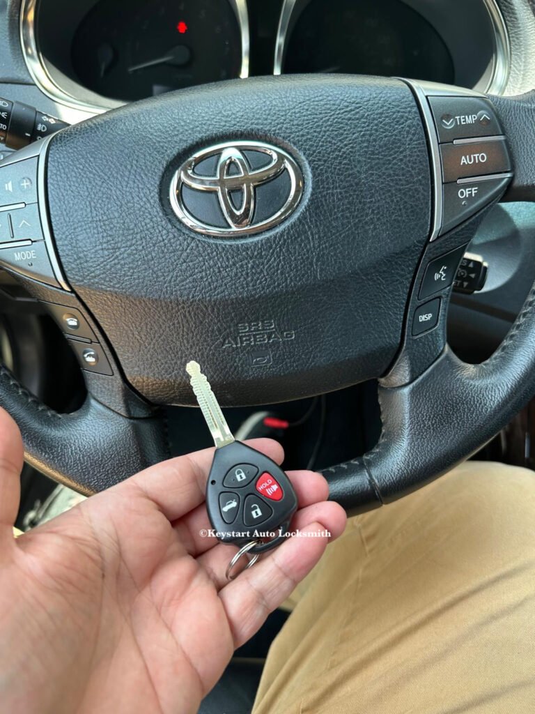 car key made in Westlake Village, Los Angeles, CA